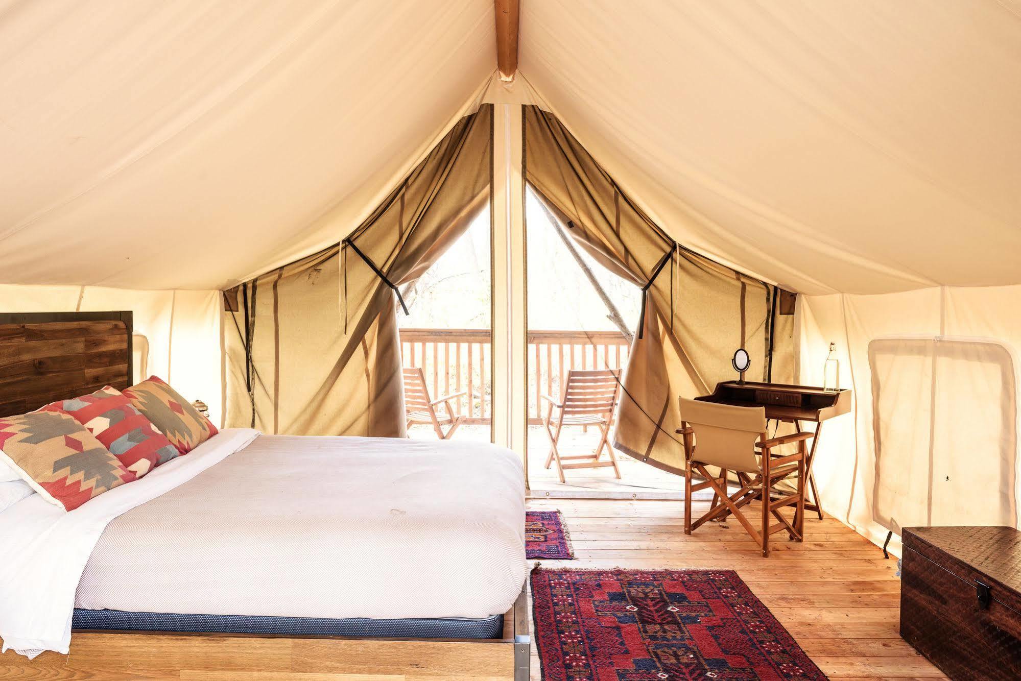 فندق Firelight Camps إيثاكا المظهر الخارجي الصورة